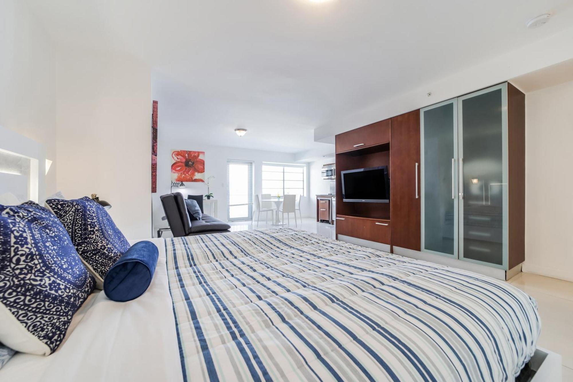Strand Ocean Drive Suites Miami Beach Exterior foto